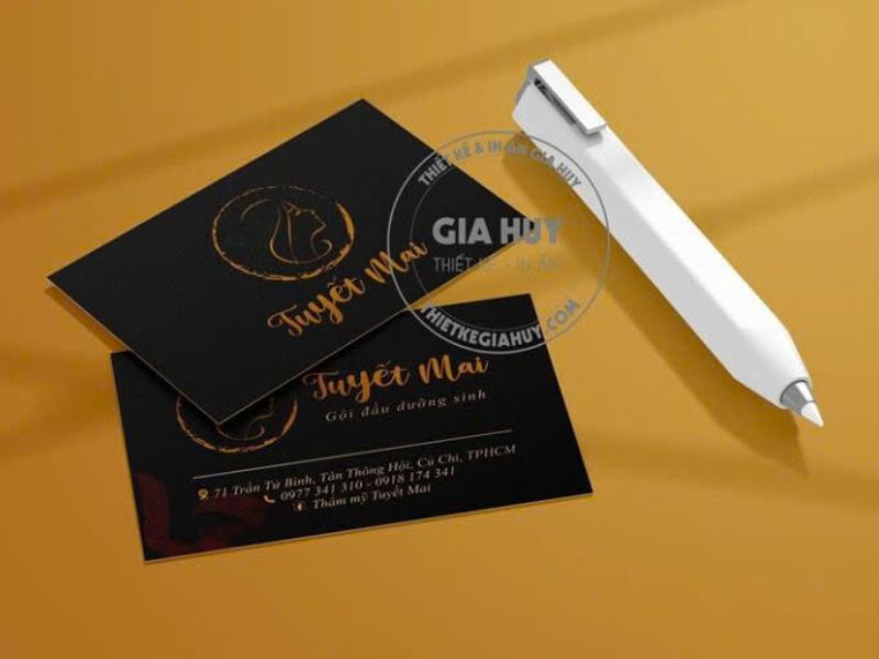 mẫu card visit ngành spa thiết kế tối giản tập trung vào thông tin chính