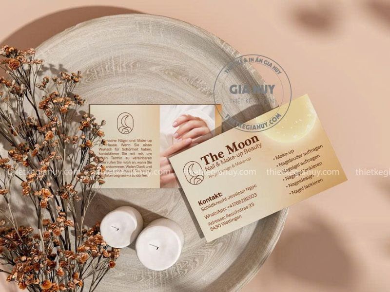 name card nails với thiết kế sang trọng