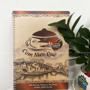 mẫu menu nhựa quán ăn cơm niêu quê