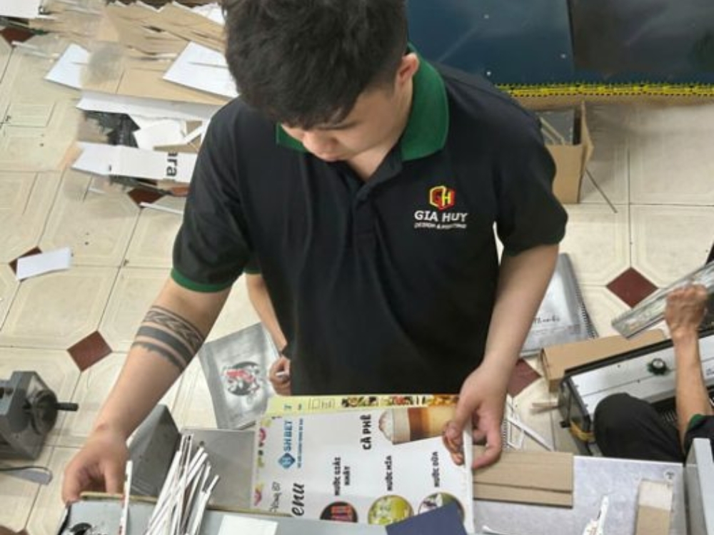 đội ngũ chuyên nghiệp của Thiết kế và In ấn Gia Huy